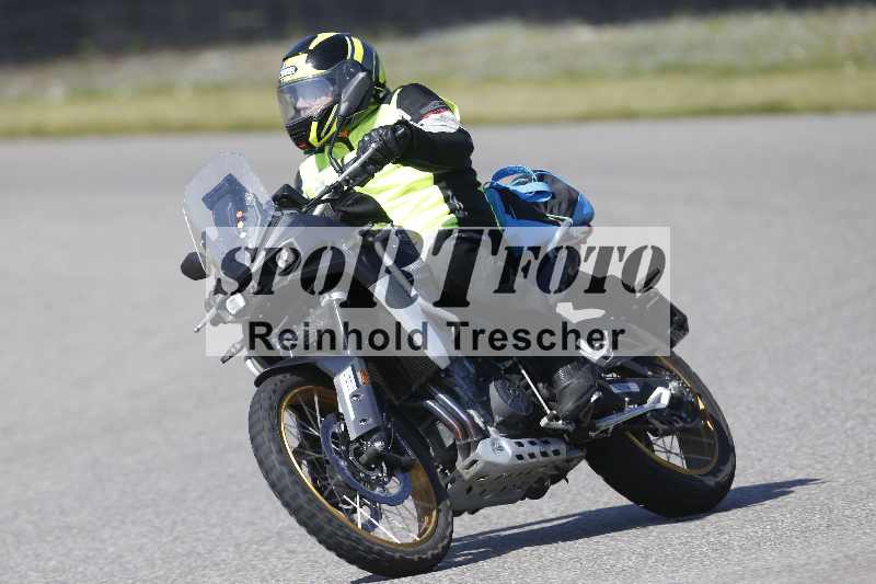 /01 02.04.2026 MAZ ADR/Gruppe gelb Gruppe gruen/Instruktoren